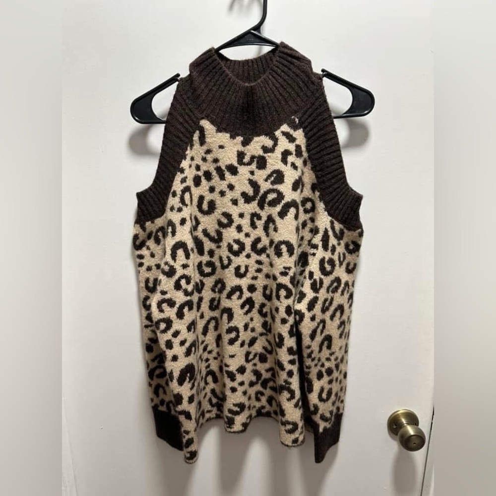 Large Cheetah Print Long Sleeve Boutique Sweater